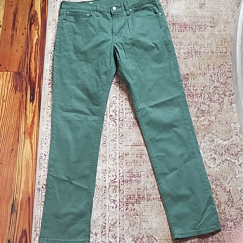 Men's Levi's slim fit chinos